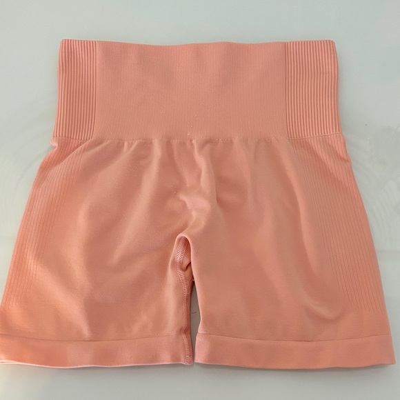 Peach High-Waisted Women's Shorts - Picture 1 of 2